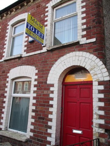 Great Apartment, 1a Carmel Street, Queens Quarter, Belfast - Photo 2