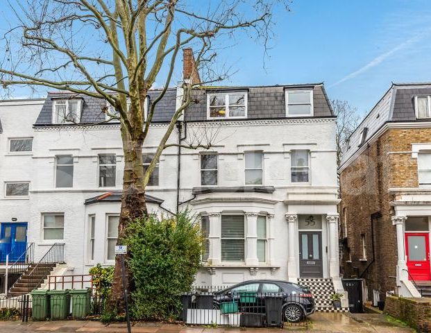 Large newly decorated 4 bed 2 bath mins to tube and shops - Photo 1