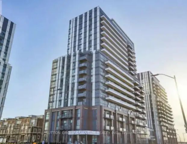 916 - 38 HONEYCRISP CRESCENT | 916 - 38 HONEYCRISP CRESCENT, Vaughan - Photo 1