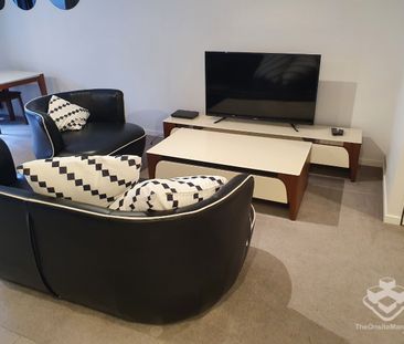 FULLY FURNISHED ONE BEDROOM APARTMENT - Photo 2