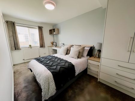 6 Bed En-suite - Photo 5