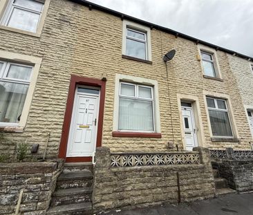 2 bed terraced house to rent in Reed Street, Burnley, BB11 - Photo 4