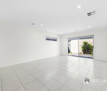 5 Rivington Road, Point Cook, Vic 3030 - Photo 4