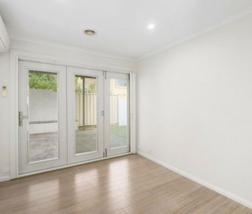 Family Home In Heart Of Bruce - Photo 3