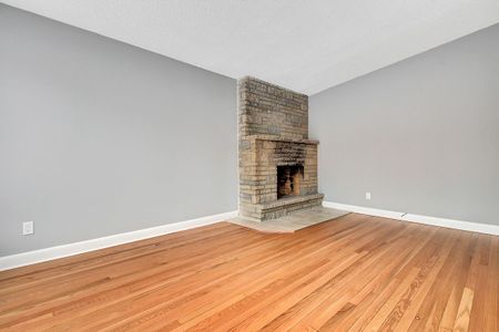 For Lease - 314 Perrier Avenue, Vanier and Kingsview Park, Ontario - Photo 3