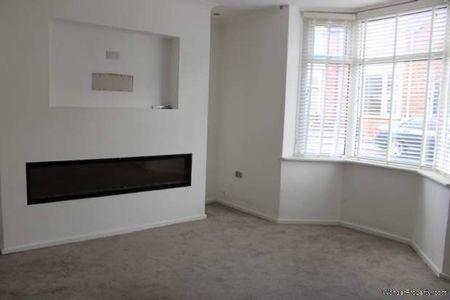 3 bedroom property to rent in Sunderland - Photo 4