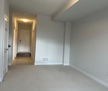 For Lease - 26 Robert Eaton Avenue, Markham, Ontario - Photo 3