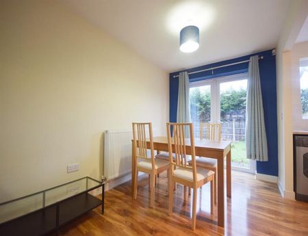 3 Bedroom Semi Detached To Let - Photo 3