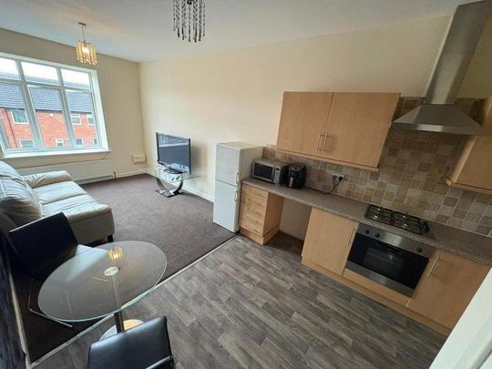 2 bedroom apartment to rent - Photo 1