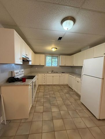 For Lease - 65 Simcoe Road Unit# Basement, Bradford West Gwillimbury, Ontario - Photo 2