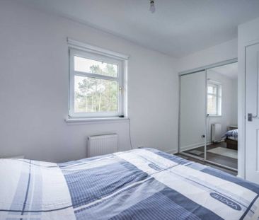 Price £895 pcm - Available Now - Unfurnished - Photo 5