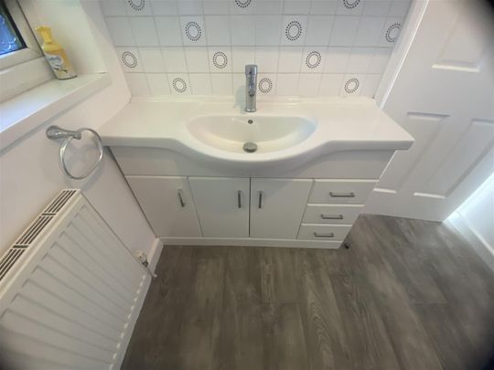 Ferrybridge Road, Pontefract - Photo 1