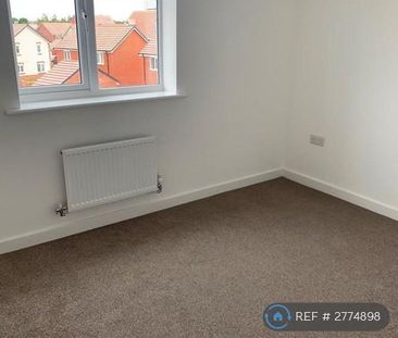 2 bedroom flat to rent - Photo 2