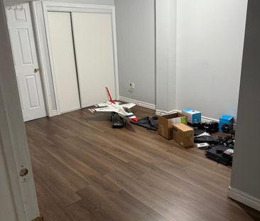 For Lease - 66 Portstewart Crescent, Brampton, Ontario - Photo 6