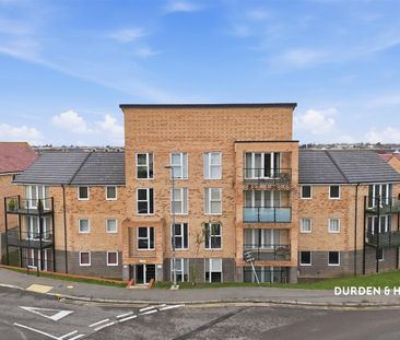 Martin Hunt Drive, Stanway, Colchester - Photo 2