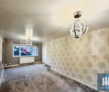 Ochrewell Avenue, Huddersfield, HD2 - Photo 2