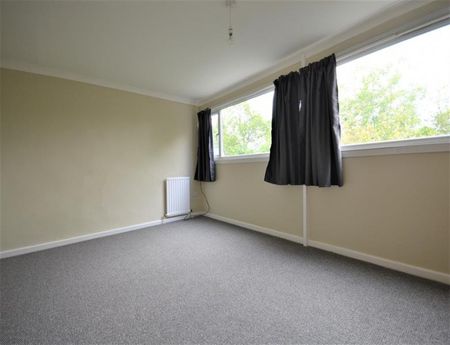 3 Bedroom Terraced To Let - Photo 4
