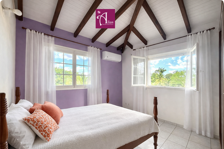 Location Maison 4 pièces 119m² STE ANNE 97180 - Photo 2