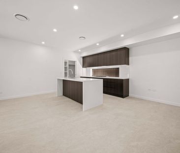Brand New Family Home with Spacious Living - Photo 6