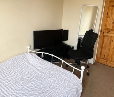 Room in a Shared House, Thornton Heath, CR7 - Photo 1