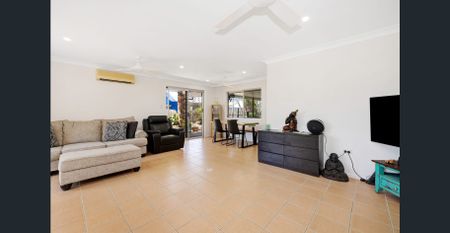 Sun-Soaked Living: Family Home with Pool! - Photo 3