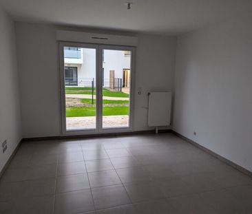 Location Appartement 2 pièces 42m² ST JEAN DE LA RUELLE 45140 - Photo 5