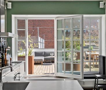 Unik bolig i to plan med fantastisk masser af narturligt lys og privat terrasse - Foto 6