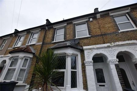 Dundee Road, London, SE25 - Photo 2