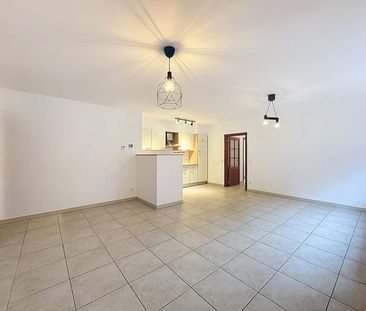 Appartement te huur - Photo 1