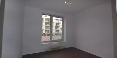 Appartement te huur in Brussel voor € 1.920 met 3 slaapkamers - Photo 4