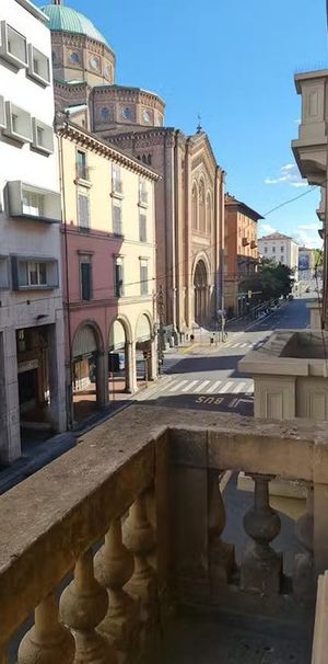 Via Giacomo Matteotti, Bologna, Emilia-Romagna 40129 - Photo 2