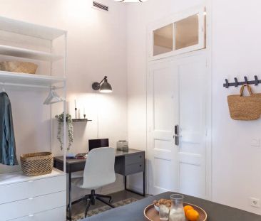 Room in a shared 15-bedroom apartment for rent in el Camp d'en Grassot i Gracia Nova, all bills included - Foto 4