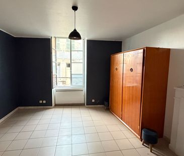 Location Appartement 1 pièce 25m² - Photo 2