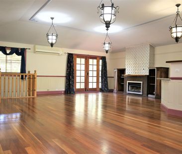 Character, Comfort and Convenience Combined - Photo 1