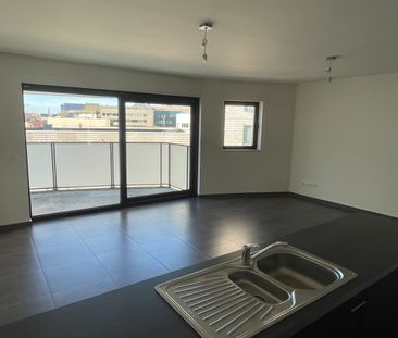 Welgelegen appartement met twee slaapkamers en autostaanplaats - Foto 2