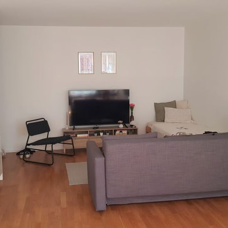 2 Zimmer, 54 m², 1. Stock - Foto 1