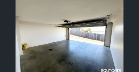 MODERN UNIT - Photo 3