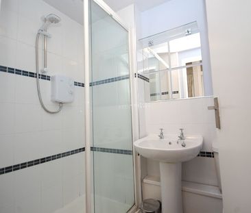 Crown Street, Flat 3, - Photo 4