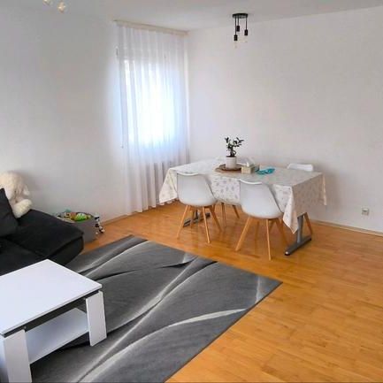 Helle 2-Zimmer Wohnung in Ostpreußenstraße Friedrichsdorf - Photo 1