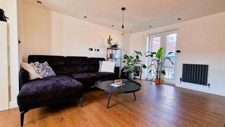 2 bedroom flat to rent - Photo 2