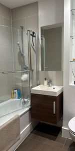 1 Bed Flat, Upper Richmond Road West, SW14 - Photo 4