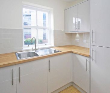 1 bedroom flat to rent - Photo 6