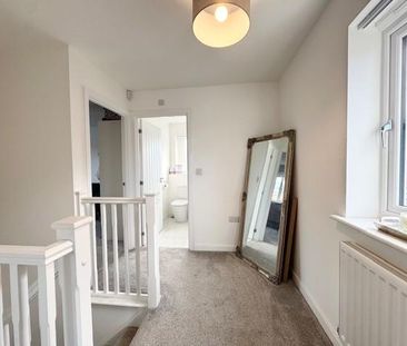 3 bedroom detached house to rent - Photo 4