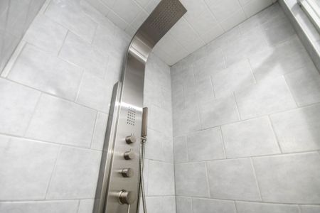 For Lease - 197 Browning Trail Unit# Back Unit, Barrie, Ontario - Photo 4