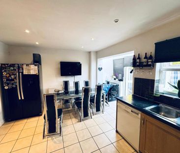 5 bedroom townhouse to rent - Photo 5