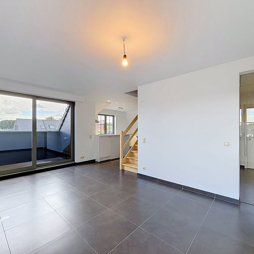 Appartement te huur in Bachte-Maria-Leerne met 2 slaapkamers - Photo 1