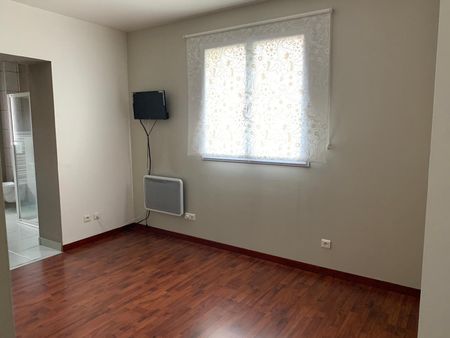 Location Maison 5 pièces 159m² BEYNOST 01700 - Photo 2