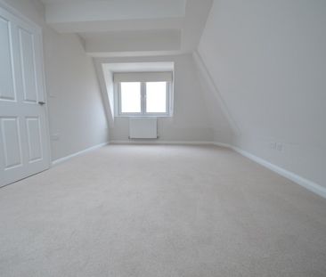 Chalvey Road East, Slough, Berkshire,SL1 - Photo 4