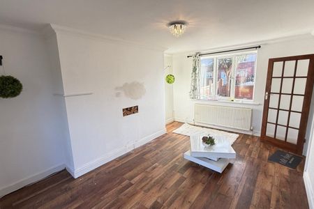 Deightonby Street, Thurnscoe, ROTHERHAM - Photo 3