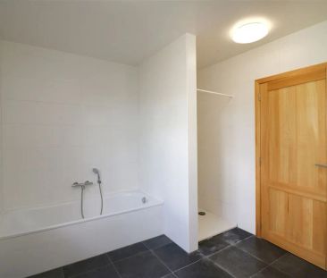 Recente woning met vier slpk, tuin, garage op rustige locatie te Ho... - Foto 6